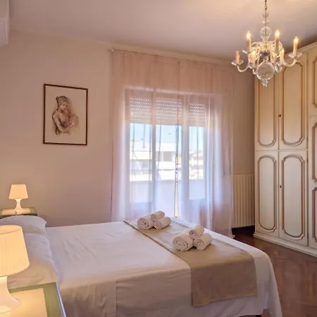 דירה -150m Dal Mare- Balcone, Wifi, Parcheggio, 6 Posti Letto *