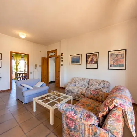-150m Dal Mare- Balcone, Wifi, Parcheggio, 6 Posti Letto