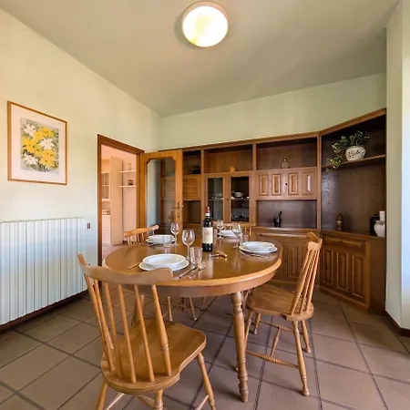 -150m Dal Mare- Balcone, Wifi, Parcheggio, 6 Posti Letto דירה לידו די פרמו