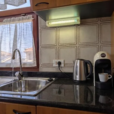 -150m Dal Mare- Balcone, Wifi, Parcheggio, 6 Posti Letto Apartman