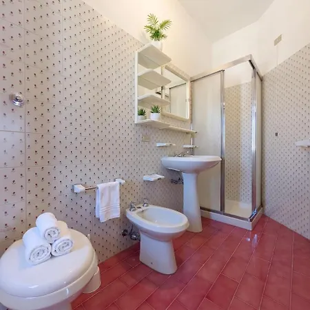 Apartman -150m Dal Mare- Balcone, Wifi, Parcheggio, 6 Posti Letto Lido di Fermo